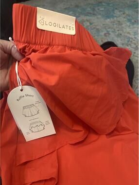 Blogilates RED NWT 2X Ruffle Short / Skort